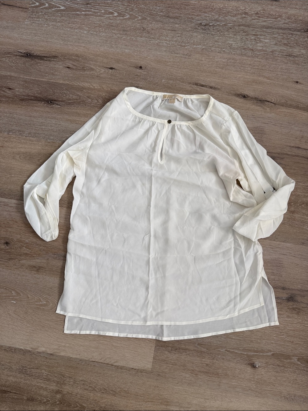 Michael Kors Cream Rounded-Neck Button-Accent Blouse